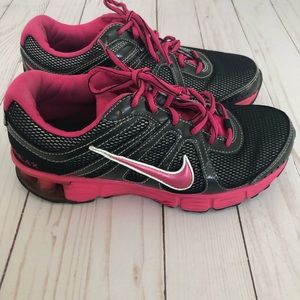 Nike Reax Sneakers